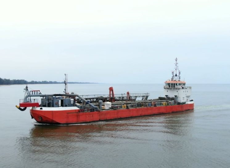 Trailing Suction Hopper Dredgers For Charter | DSB Offshore